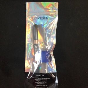 Eyeko Double Act shadow stick with sharpener Cookies & Cream